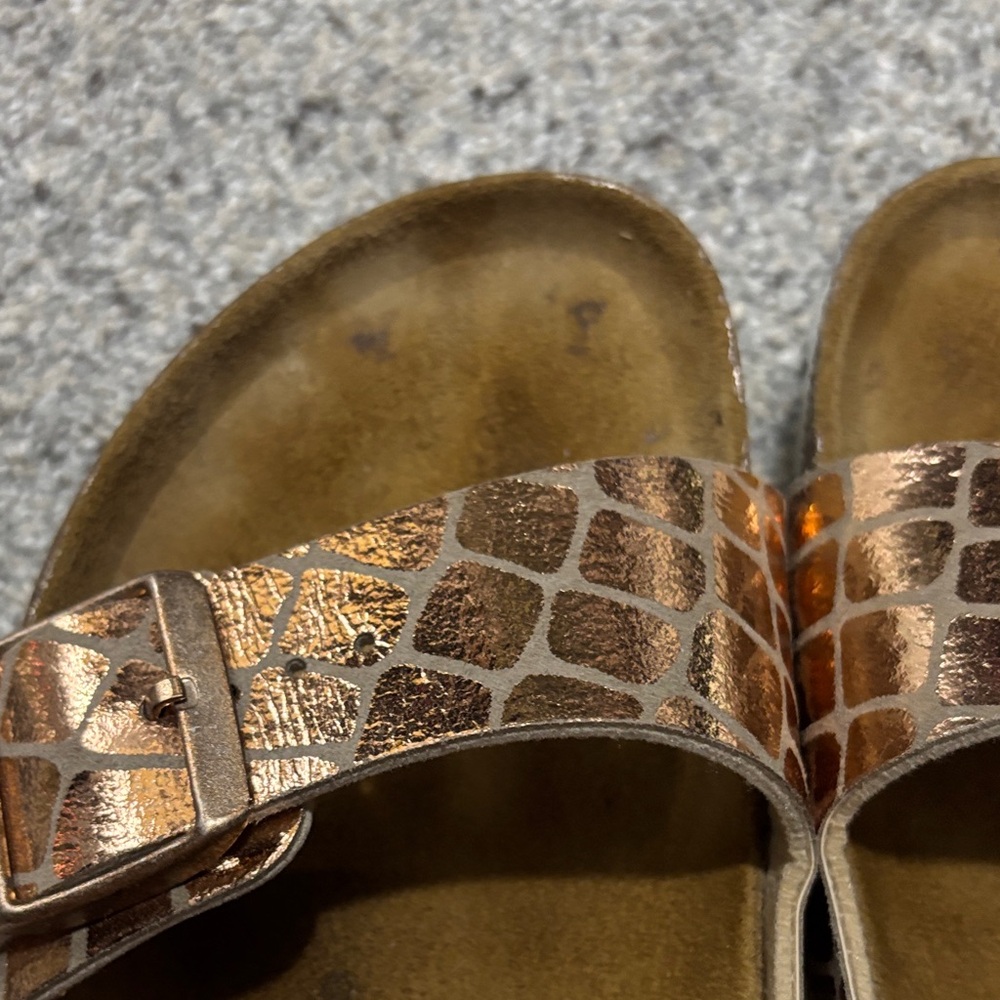 Birkenstock Metallic Croc-Pattern Sandals - Picture 7 of 15